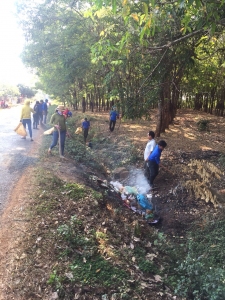 Tổ chức Đoàn - Hội - Đội huyện Bù Đốp đồng loạt ra quân ngày Chủ nhật xanh năm 2019