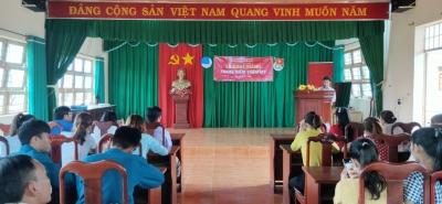 Khai giảng lớp đào tạo nghề trang điểm thẩm mỹ cho thanh niên xã Thanh Hòa