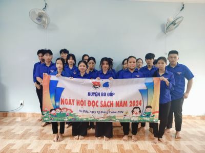 NGÀY HỘI ĐỌC SÁCH "MỖI THANH NIÊN MỘT CUỐN SÁCH LÀM BẠN"